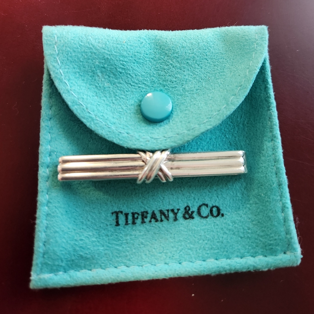 Tiffany & Co. Silver Knot Brooch with Turquoise Pouch